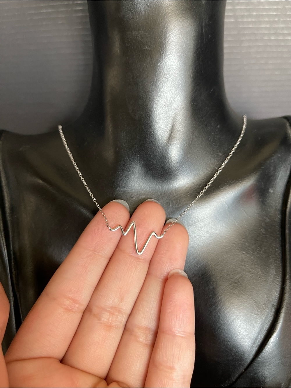 Dainty heart rate sterling silver chain necklace